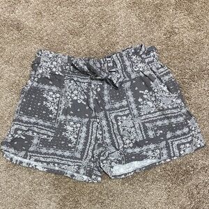 Elegant Paisley High Waist Women's Shorts